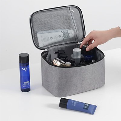 Trousse de toilette homme 